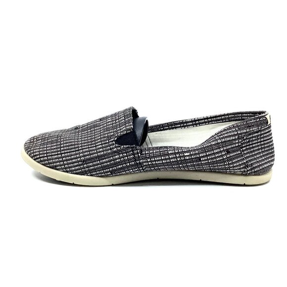 Air Walk Crochet Dream Slip-On - Picture 1 of 6
